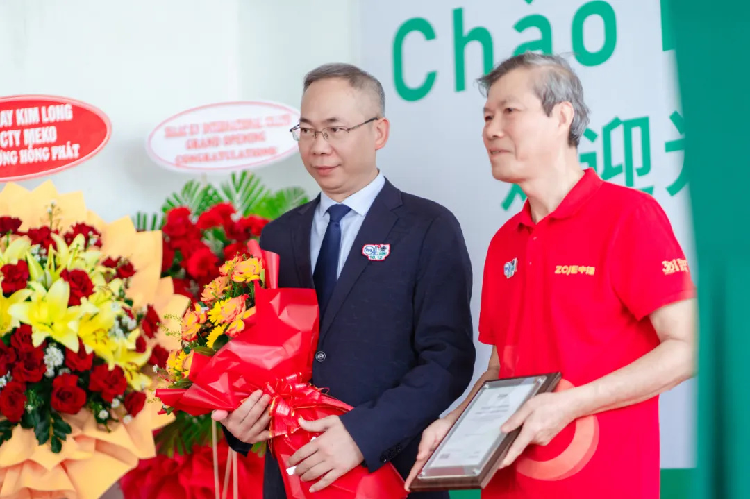 1757728969117059.jpg 20241226214501_5253.jpg