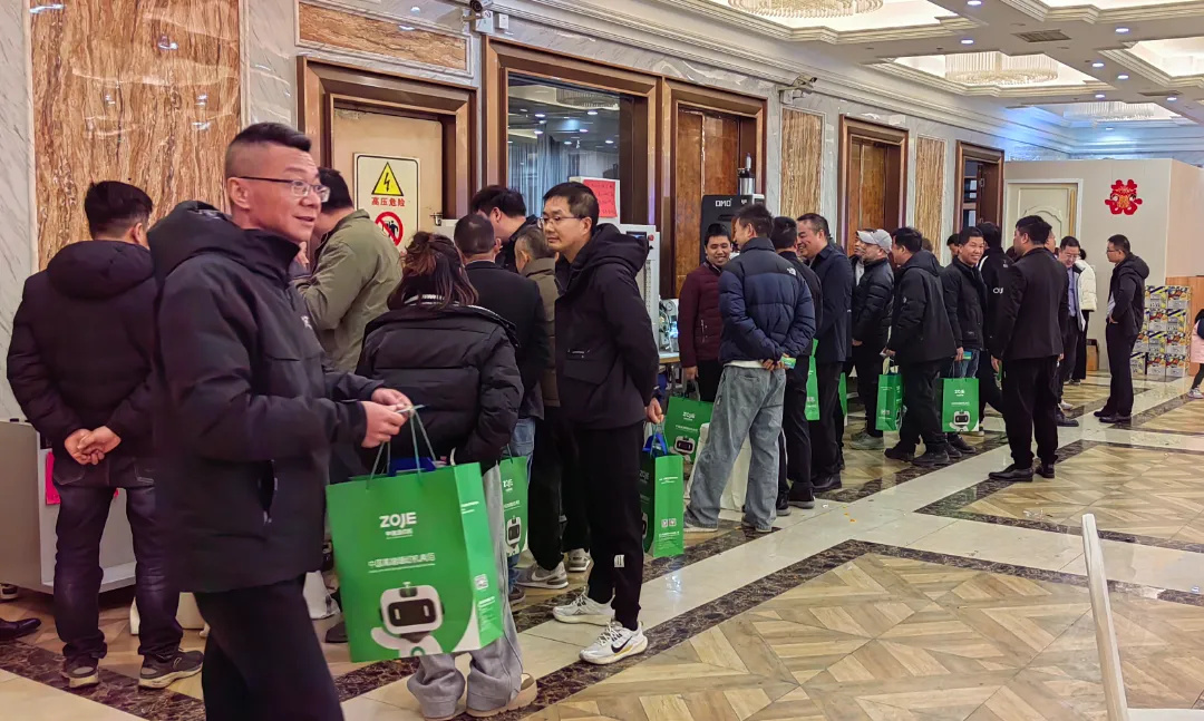 1757729213192457.jpg 20241226214919_6462.jpg