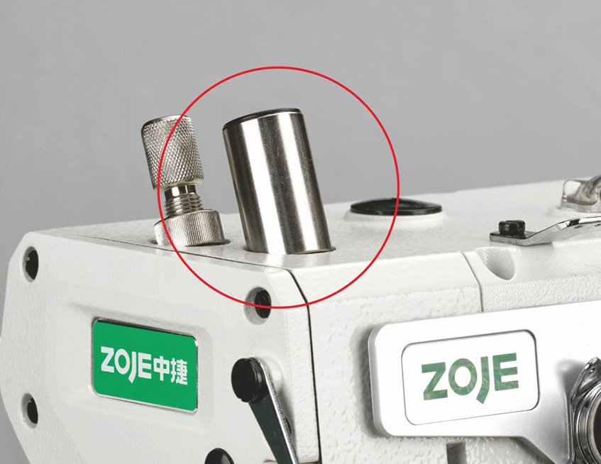 Grease lubrication prevents oil splattering